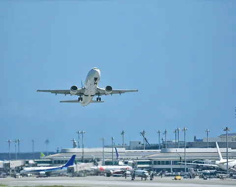 那霸機場|韋斯特姆廣場旭橋站The West